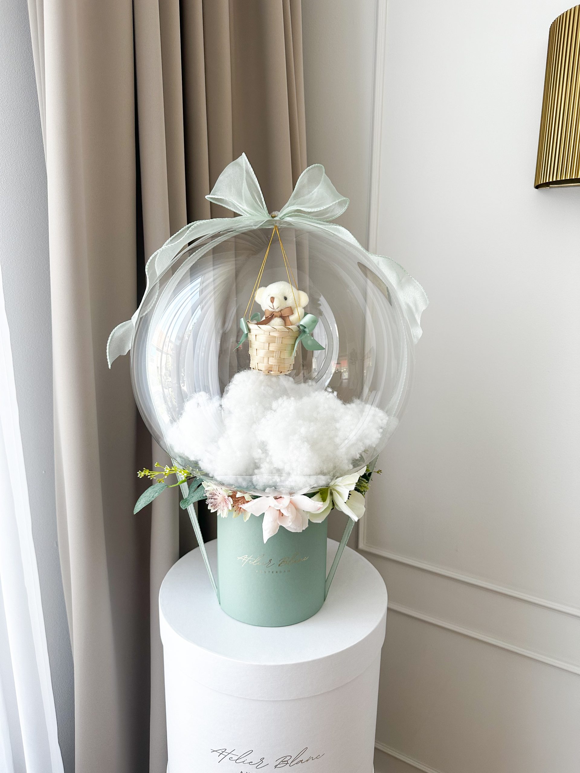 beer in ballon - bear balloon - beer - stuffed balloon - gevulde ballon - knuffel ballon - cuddly toy - teddy bear - kraam cadeau