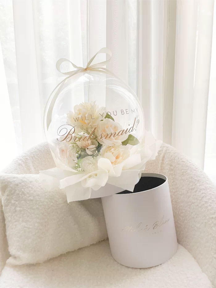 Flower Balloon Gift Box Large Cream