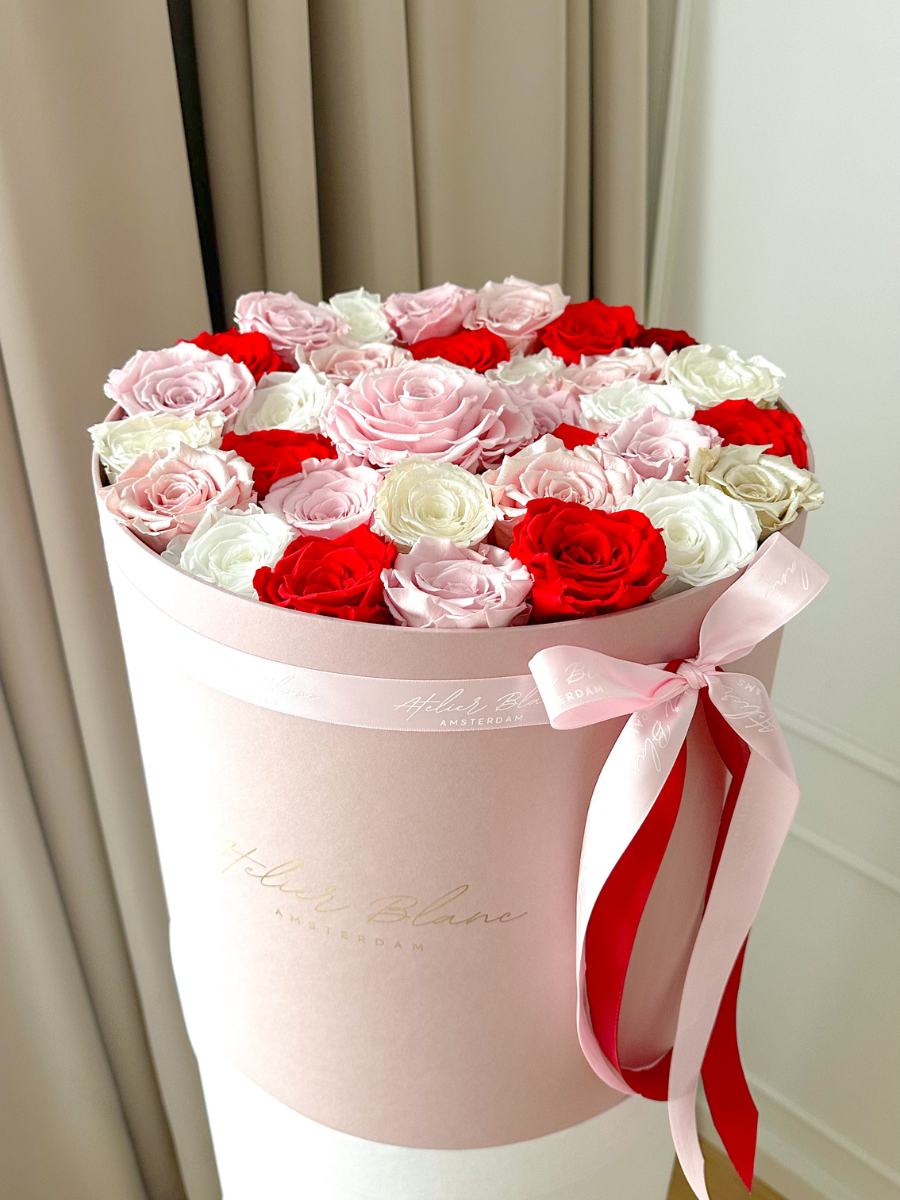 Flower Box Eternal Rose XL Mix - close up preserved - longlife -eternal - long life - gepreserveerd - gepreserveerde rozen - gepreserveerde bloemen
