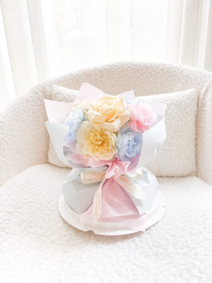 Flower Bouquet Transparent Box Pastel Mix